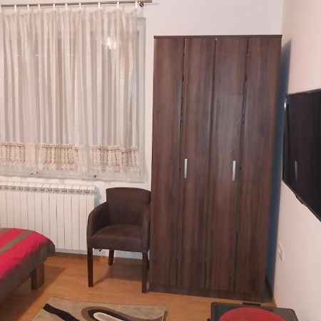 Апартаменты Apartman Donji Kraj Цетине Экстерьер фото