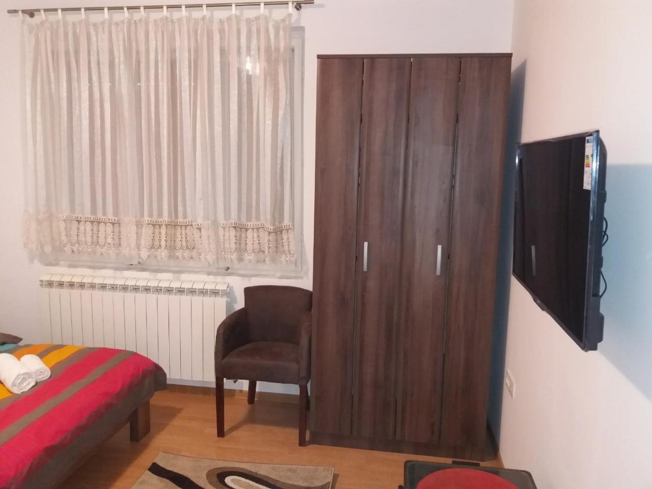 Апартаменты Apartman Donji Kraj Цетине Экстерьер фото