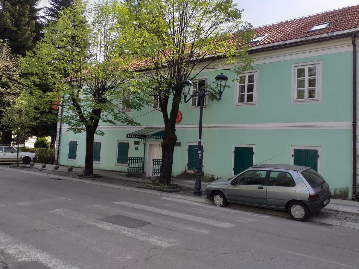 Апартаменты Apartman Donji Kraj Цетине Экстерьер фото